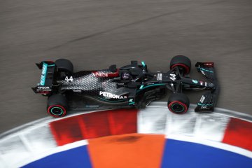 Hamilton menyintas drama kualifikasi GP Rusia untuk pole position