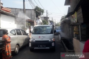 PMI Jakarta Barat gencar disinfeksi di Kelurahan Cengkareng Timur