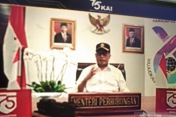 KAI berkembang mengikuti perubahan zaman, kata Menhub