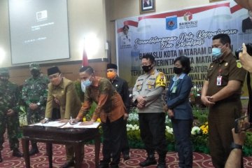 Pemkot-Bawaslu Mataram tandatangani MoU netralitas ASN dalam pilkada