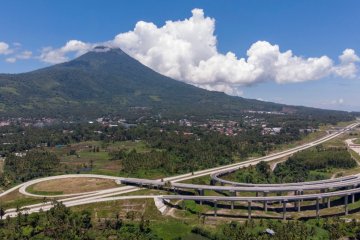 Jokowi: Tol Manado-Bitung dirancang terintegrasi kawasan strategis