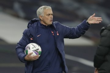 Walau Tottenham menang Mourinho keluhkan jadwal