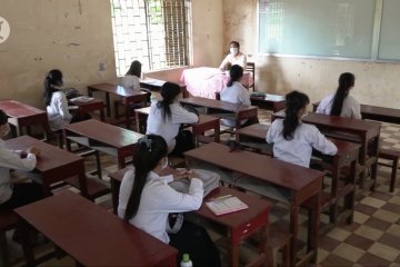 COVID-19 mereda, sekolah-sekolah di Kamboja kembali dibuka