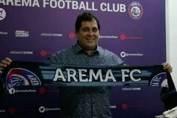 Arema FC perkenalkan pelatih baru, janjikan tim di papan atas