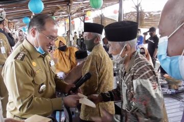 Pemprov Babel berikan santunan kepada veteran pejuang di Bangka Barat