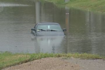 Badai Beta picu hujan deras dan banjir di Texas, AS