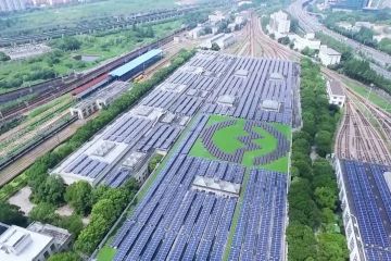 Depo kereta metro di Shanghai diubah jadi pembangkit listrik tenaga surya