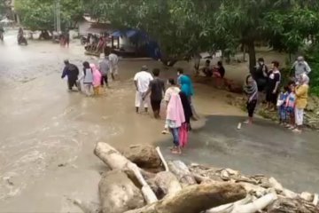 Puluhan rumah di Kabupaten Sigi rusak diterjang banjir bandang