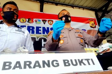 Polisi tangkap IRT penipu berkedok dukun penglaris di Aceh Barat