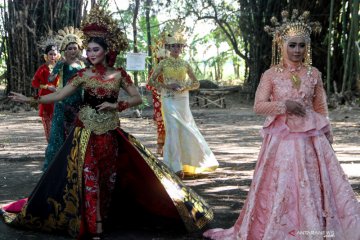 Peragaan busana pengantin nusantara