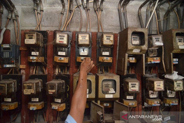 Kemarin, koordinasi kuat tol laut sampai PLN turunkan tarif listrik