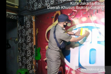 Jakarta Barat tindak 18 tempat usaha pelanggar PSBB