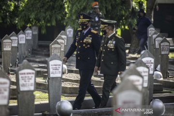 Ziarah nasional di TMP Kalibata jelang HUT TNI ke-75