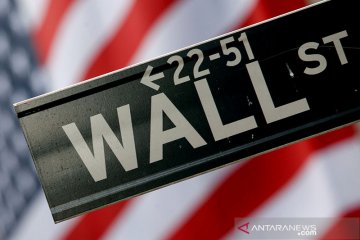 Wall Street dibuka jatuh setelah Trump dinyatakan positif COVID-19