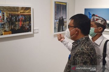 Sekda Denpasar apresiasi Pameran Foto "Grubug Ageng" dalam Denfest-20