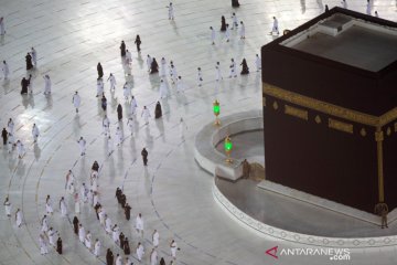 Masjidil Haram sambut kelompok jamaah umrah pertama di tengah wabah