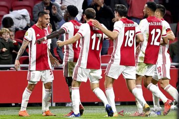 Ajax pesta gol 5-1 lawan Heerenveen sekaligus kudeta puncak
