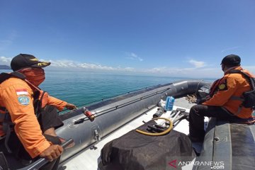 Tim SAR cari seorang pemanah ikan terseret arus di perairan Malangke