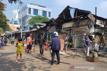 Bangkitnya pedagang Pasar Cempaka Putih setelah mengalami kebakaran