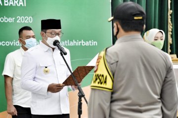 Ridwan Kamil kukuhkan Komite Kebijakan Penanganan COVID-19