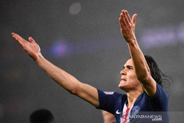 Edinson Cavani resmi bergabung dengan Setan Merah