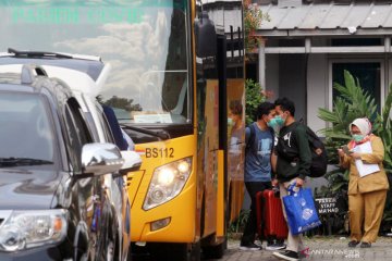 Pemprov DKI Jakarta evakuasi 200 mahasiswa PTIQ positif COVID-19