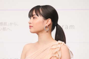 Aktris Jepang Suzu Hirose terinfeksi virus corona