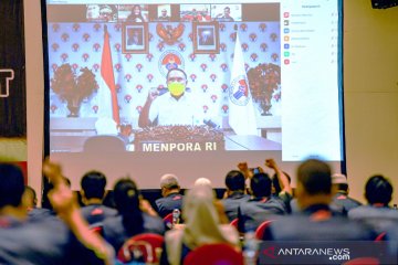 Jelang Hari Sumpah Pemuda, Menpora kenalkan senam Sundul Langit