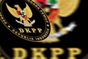 DKPP sidang etik Ketua dan Anggota Bawaslu Provinsi Sulteng pada Sabtu