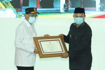 Menhub beri penghargaan Wali Kota Madiun terkait SDM perkeretaapian