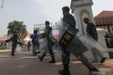 Pengamanan unjuk rasa tolak UU Cipta Kerja