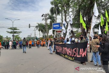 Tolak UU Cipta Kerja, mahasiswa-aktivis Jambi gelar aksi damai