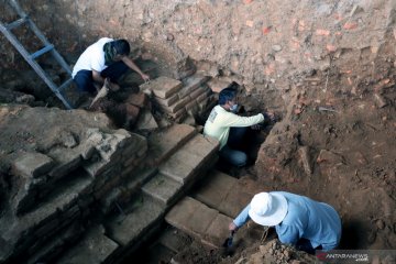 Eskavasi tahap kedua Candi Gedog