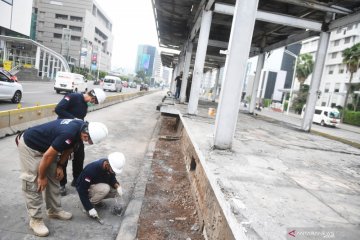 Anies sebut tiga dari 46 halte TransJakarta rusak harus rombak total