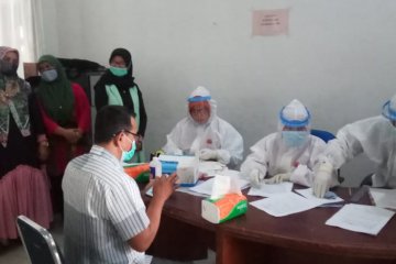 Tujuh warga Solok Selatan dinyatakan positif COVID-19