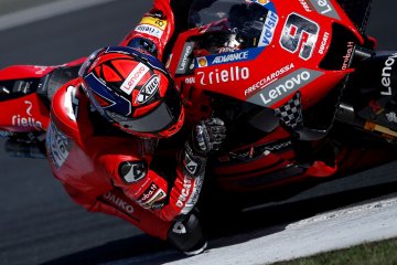 Lima Ducati terdepan mengancam di Le Mans