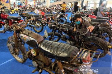 Pameran motor klasik di Solo