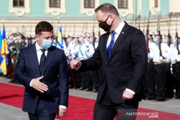 Presiden Ukraina Volodymyr Zelenskiy masuk RS karena COVID-19