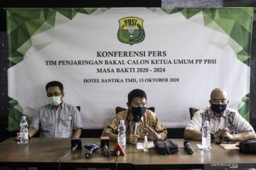 Dua bakal calon kembalikan formulir pendaftaran Ketua Umum PBSI