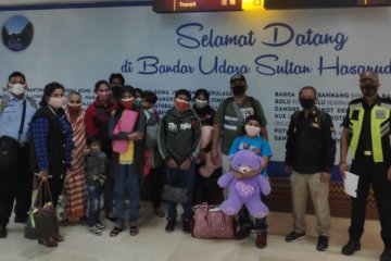 12 orang pengungsi Sri Langka di Medan dipindahkan ke Makassar