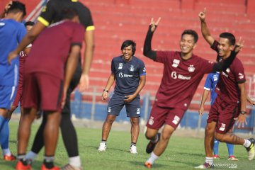 Persik Kediri desak PT LIB berikan hak komersial klub