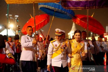 Pengunjuk rasa pro demokrasi Thailand hadapi pendukung kerajaan