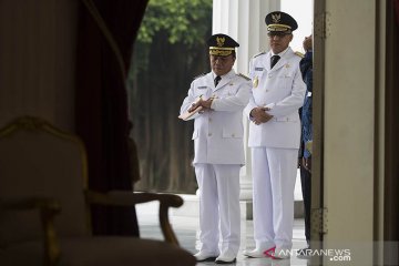 Politik kemarin, Prabowo ke AS hingga Gubernur Aceh diberhentikan