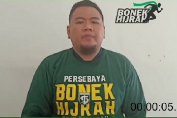 Bonek Hijrah protes nama dan logo digunakan kampanye Pilkada Surabaya