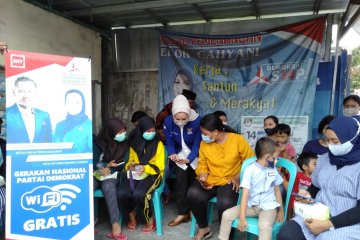 Demokrat Surabaya luncurkan wifi gratis di 31 kecamatan.