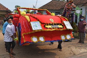 Tradisi Panjang Mulud di Banten