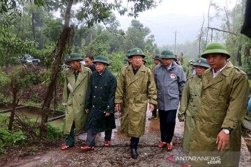 Tanah longsor menimpa barak militer Vietnam, 22 tentara hilang