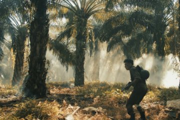 Rendy Pandugo rilis video musik "Home" dengan konsep perang