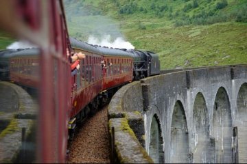 Penggemar Harry Potter kini dapat mencoba "Hogwarts Express"