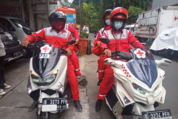 PMI DKI siagakan tiga ambulans motor saat demo UU Cipta Kerja